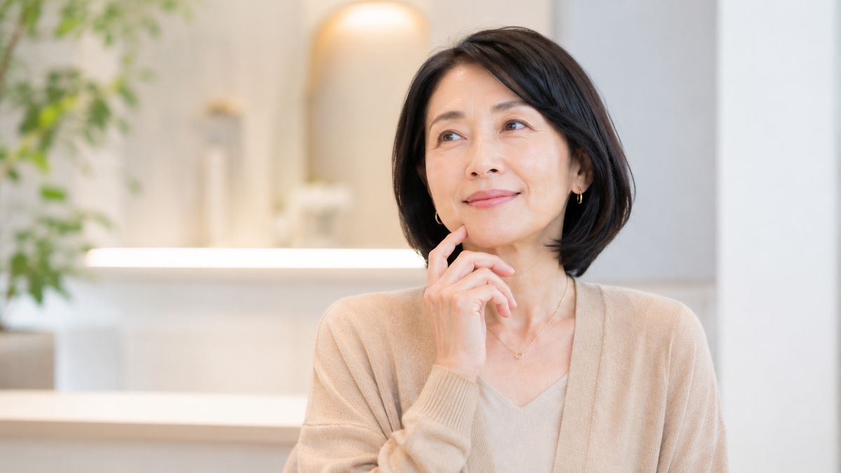 抜糸なしの切開リフトの疑問を前向きに考える40代女性